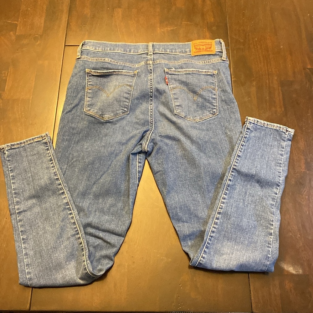 Levi’s 720 High-Rise Super Skinny Distressed Jeans  - Size 31✨ - Picture 14 of 14